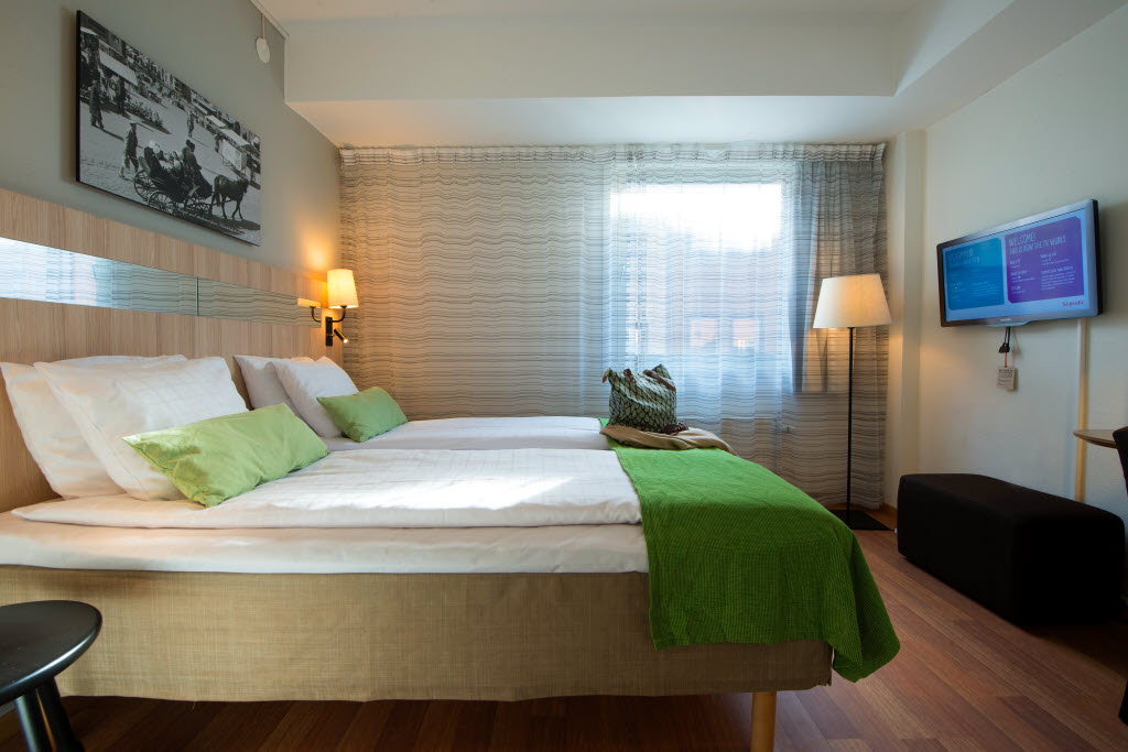 Urheberrecht: Niklas Hagelbeck Scandic-Sundsvall-City-Room-Queen.jpg